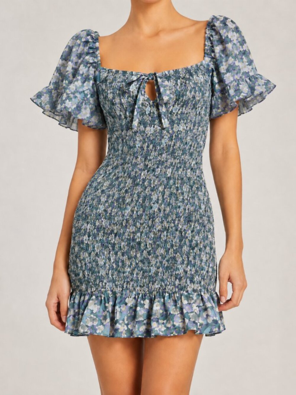 NWT Smocked Floral Bodycon Mini Dress Ruffle Hem Keyhole Bow Medium